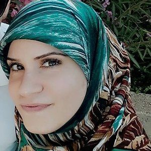 Meet your Posher, Heba